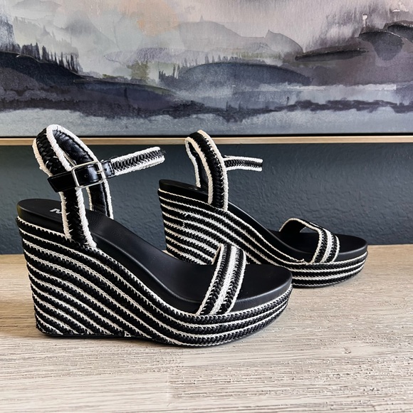 MIA Black and White Striped Wedges - Picture 3 of 6